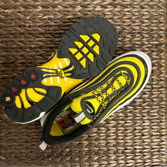 Nik Air Max Plus 97 Frequency Pack - Picture 2 of 5